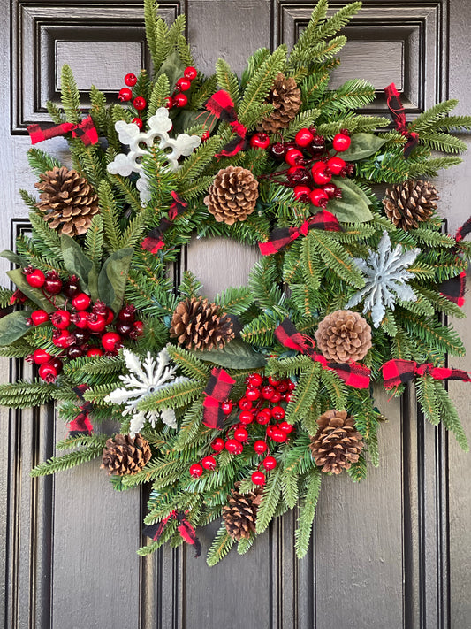Home for the Holidaze Wreath (Pre-Lit)